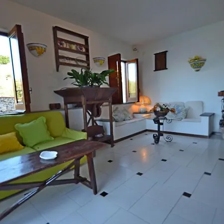 Amore - Posidonia Villa Termini